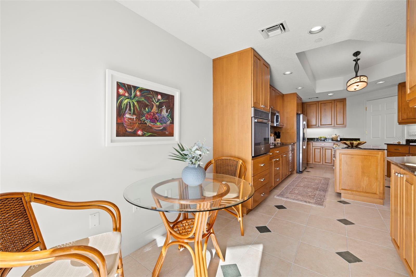 VINOY PLACE CONDO - Residential