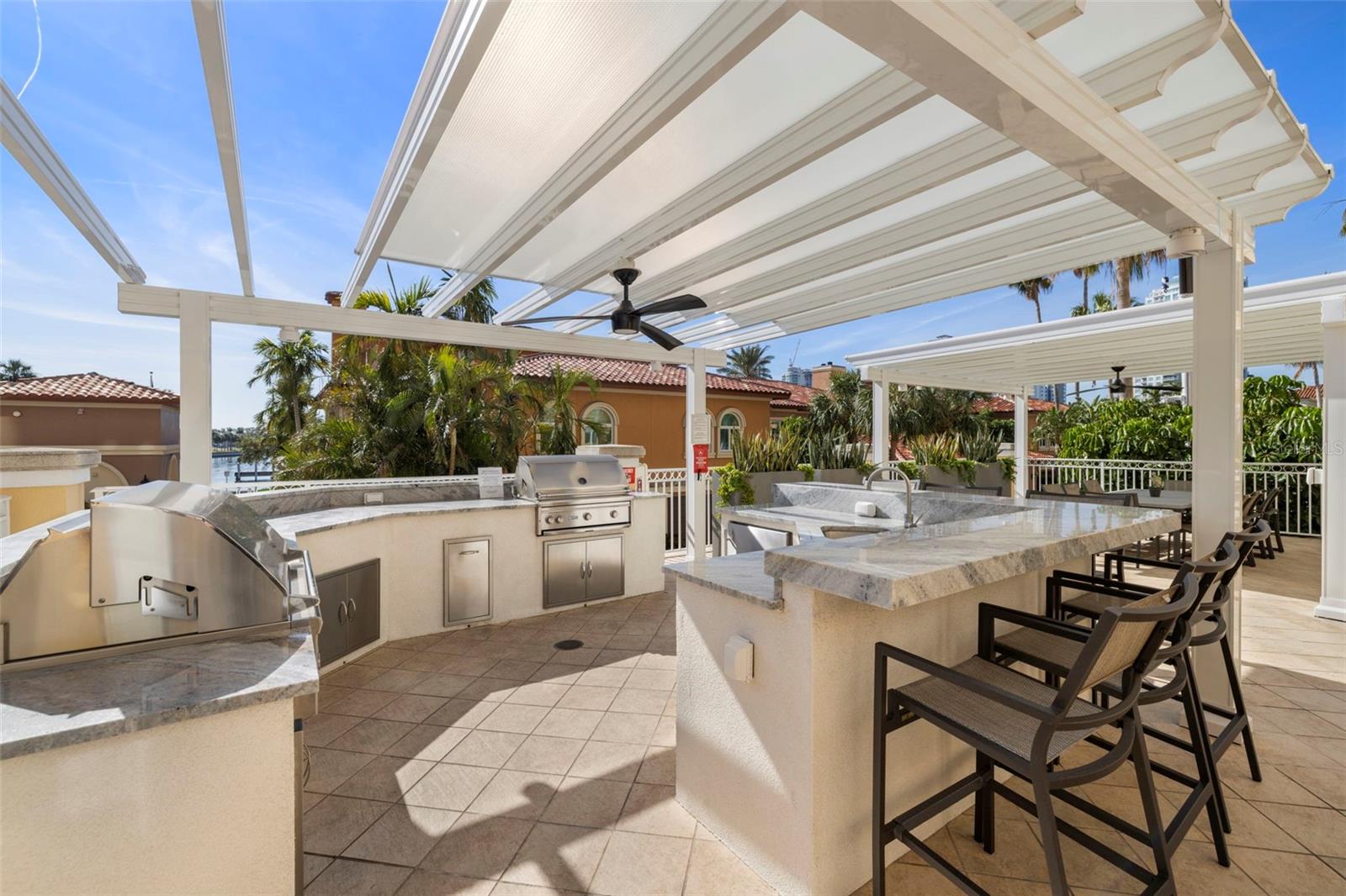 VINOY PLACE CONDO - Residential