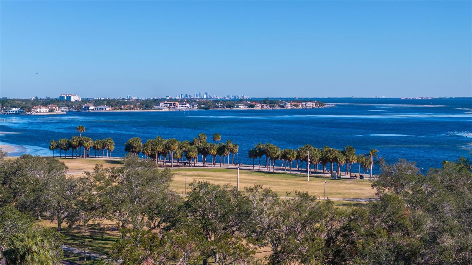 VINOY PLACE CONDO - Residential