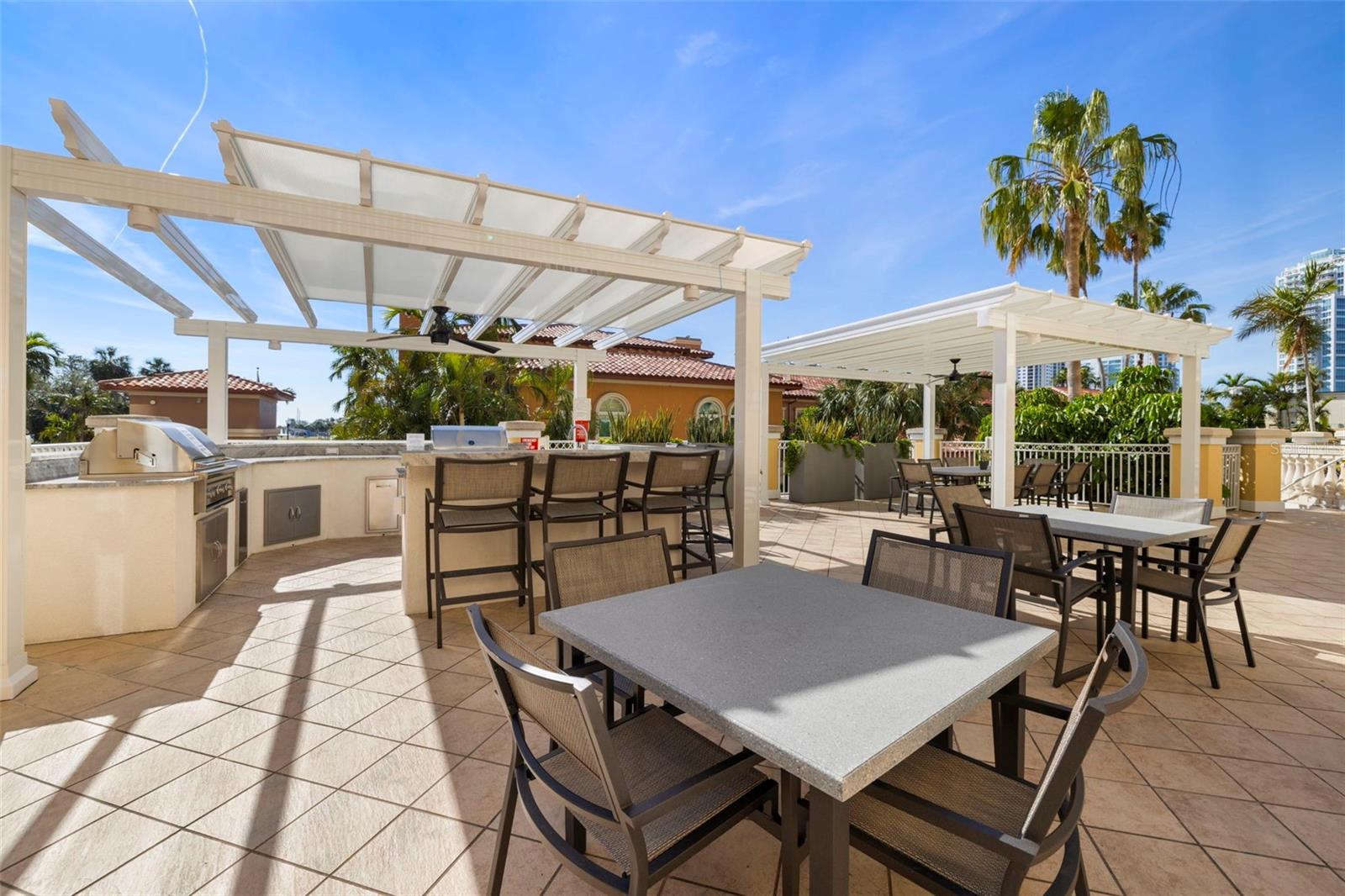 VINOY PLACE CONDO - Residential