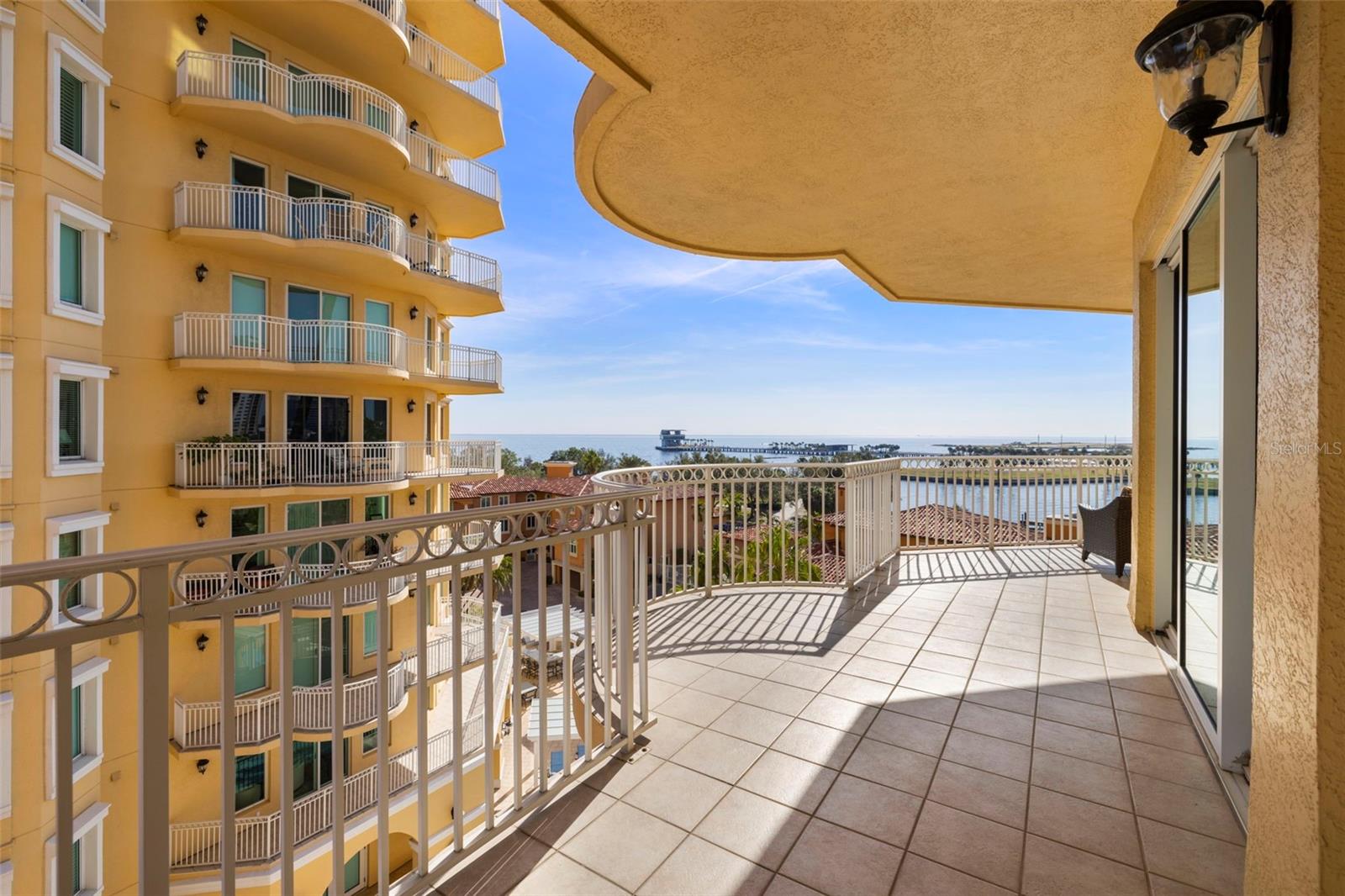 VINOY PLACE CONDO - Residential