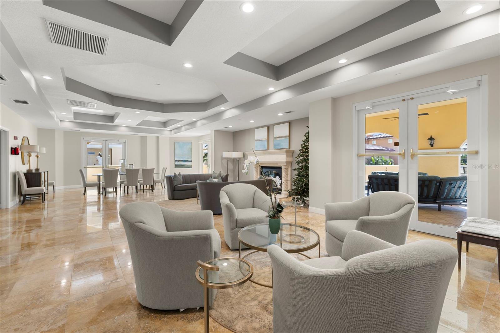 VINOY PLACE CONDO - Residential