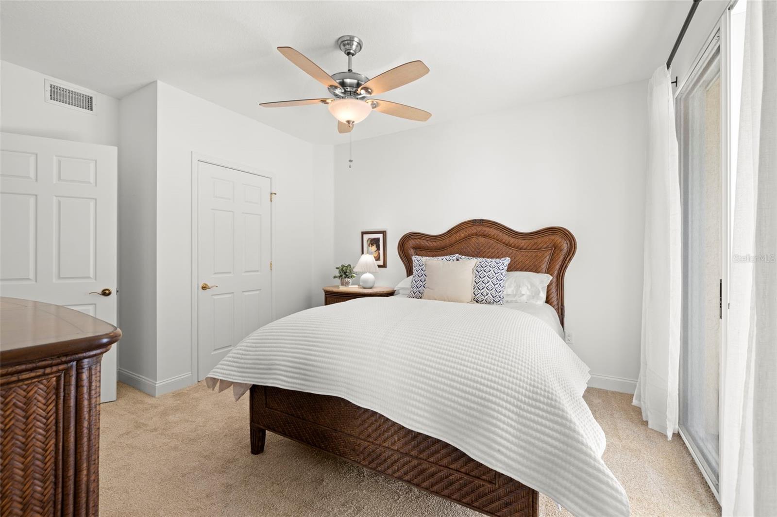 VINOY PLACE CONDO - Residential