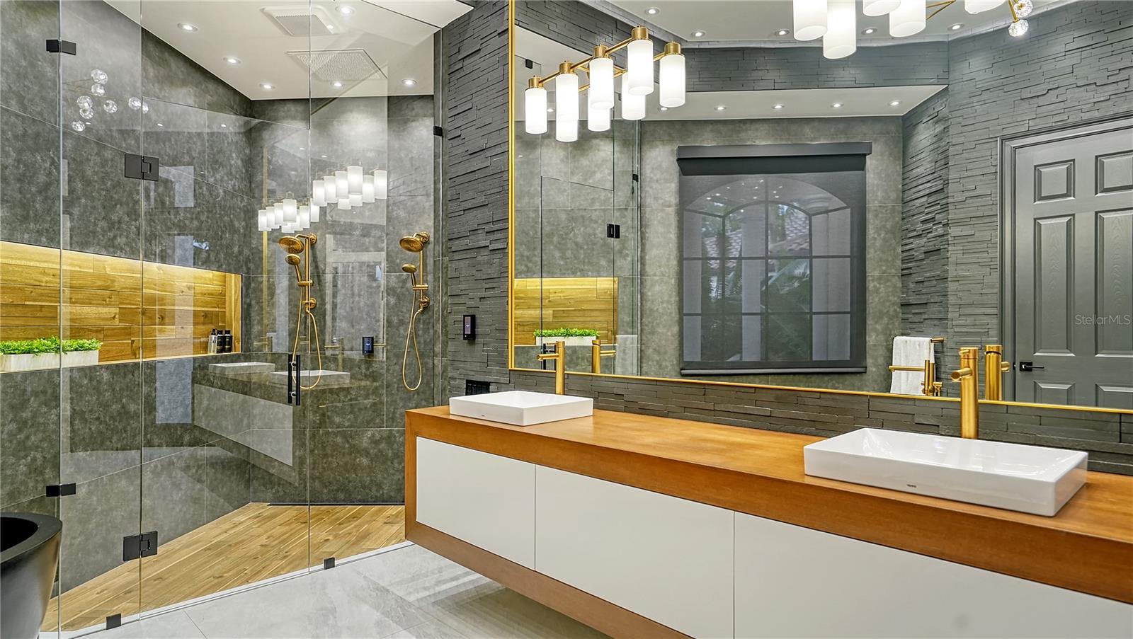 LAKEWOOD RANCH COUNTRY CLUB VILLAGE G - Residential