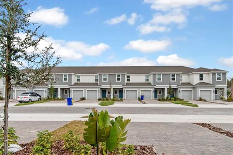 203 RIVER FRONT WAY EDGEWATER FL 32141