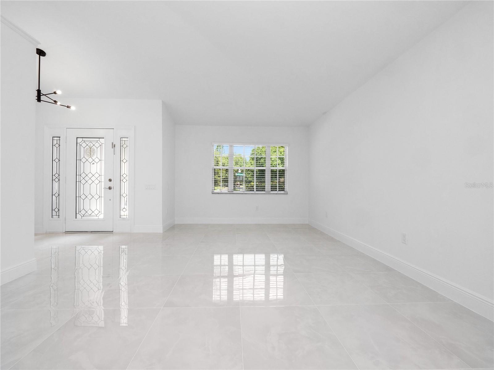 LANDSBROOK TERR - Residential Lease