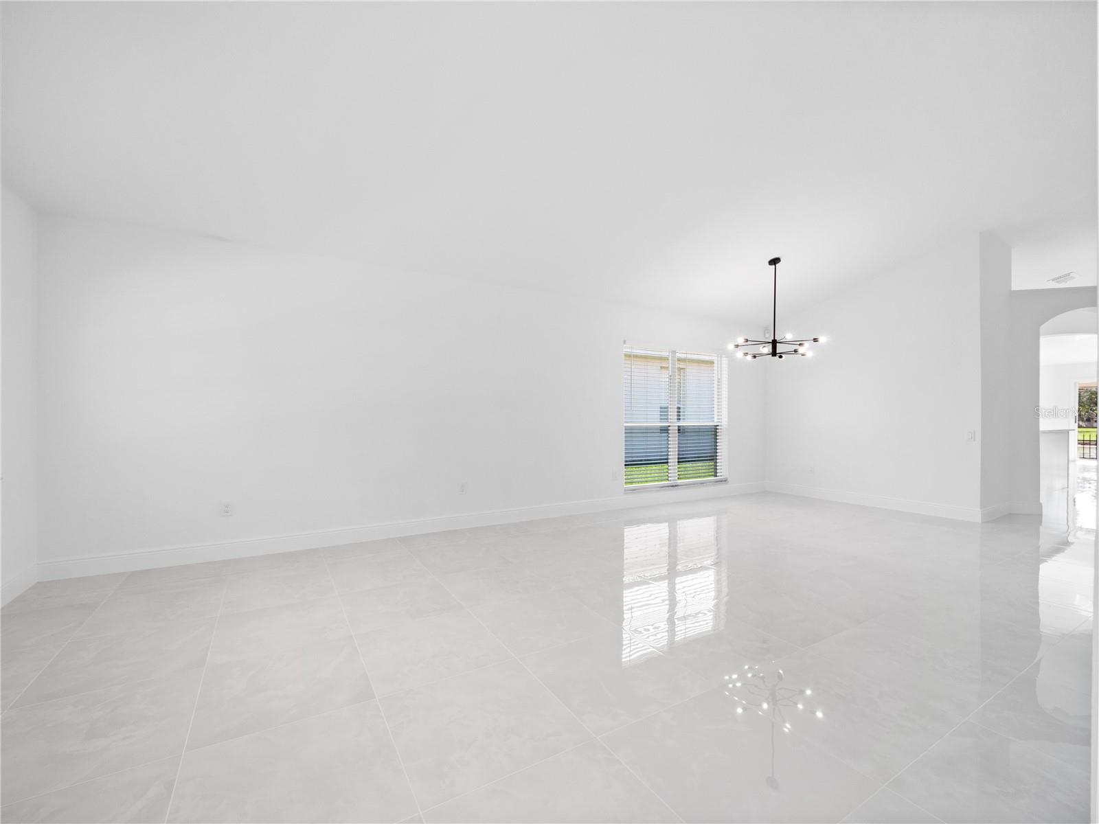 LANDSBROOK TERR - Residential Lease