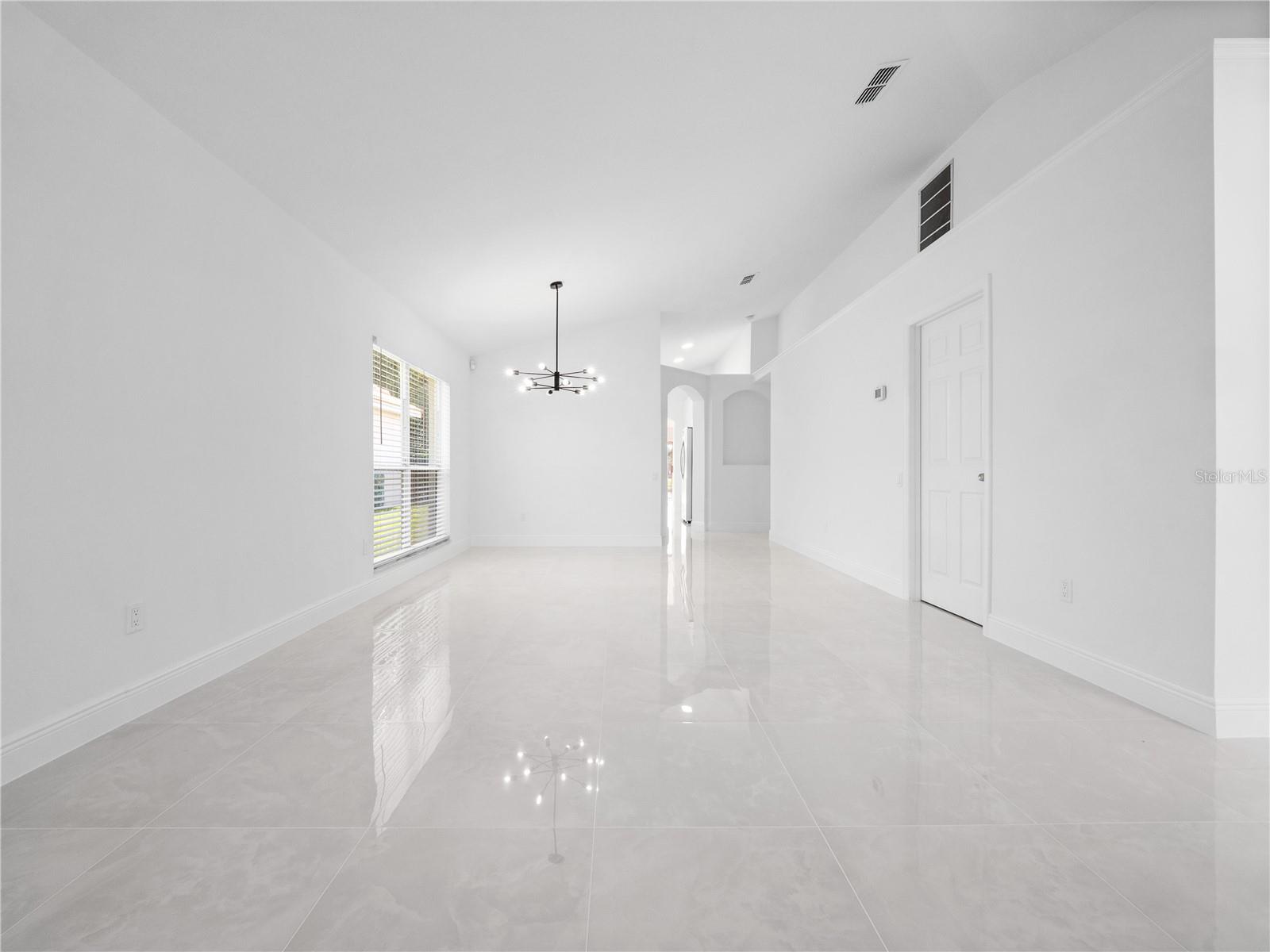 LANDSBROOK TERR - Residential Lease