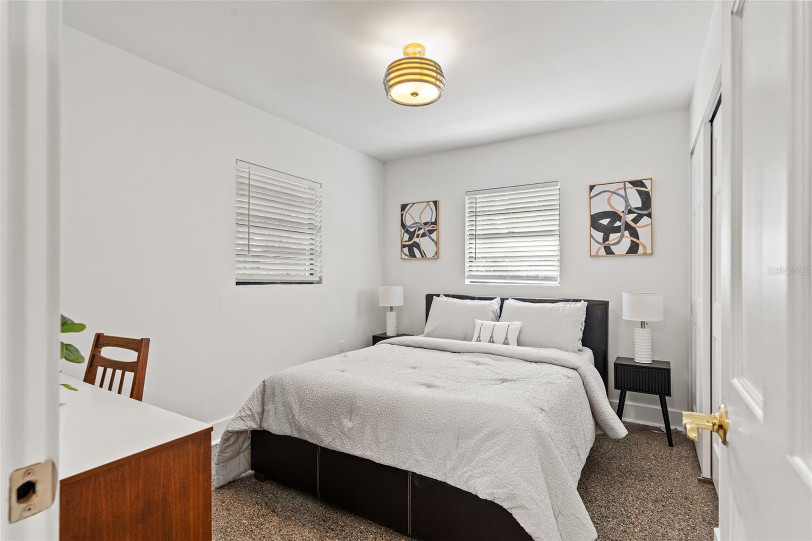 HOLLYWOOD PARK - Residential