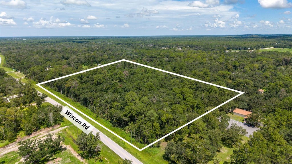 Photo of 10 Wiscon Road, Brooksville, FL 34601 (MLS # W7888355)