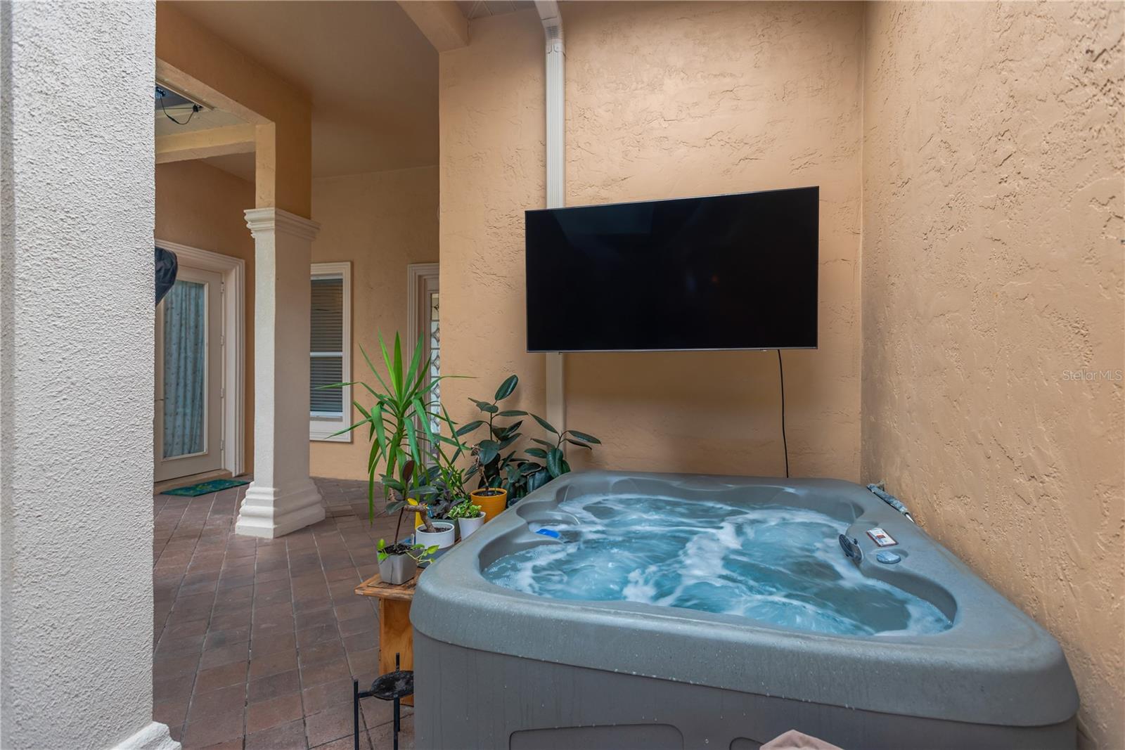 1034 W SKYVIEW LANDINGS DRIVE