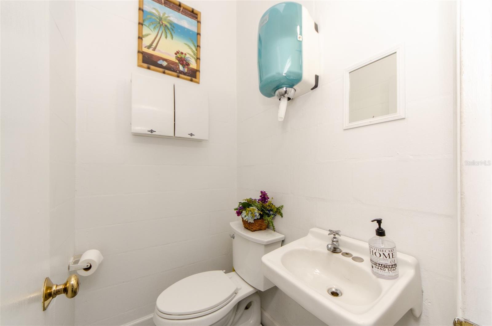 OAKLAND HEIGHTS - Commercial Sale