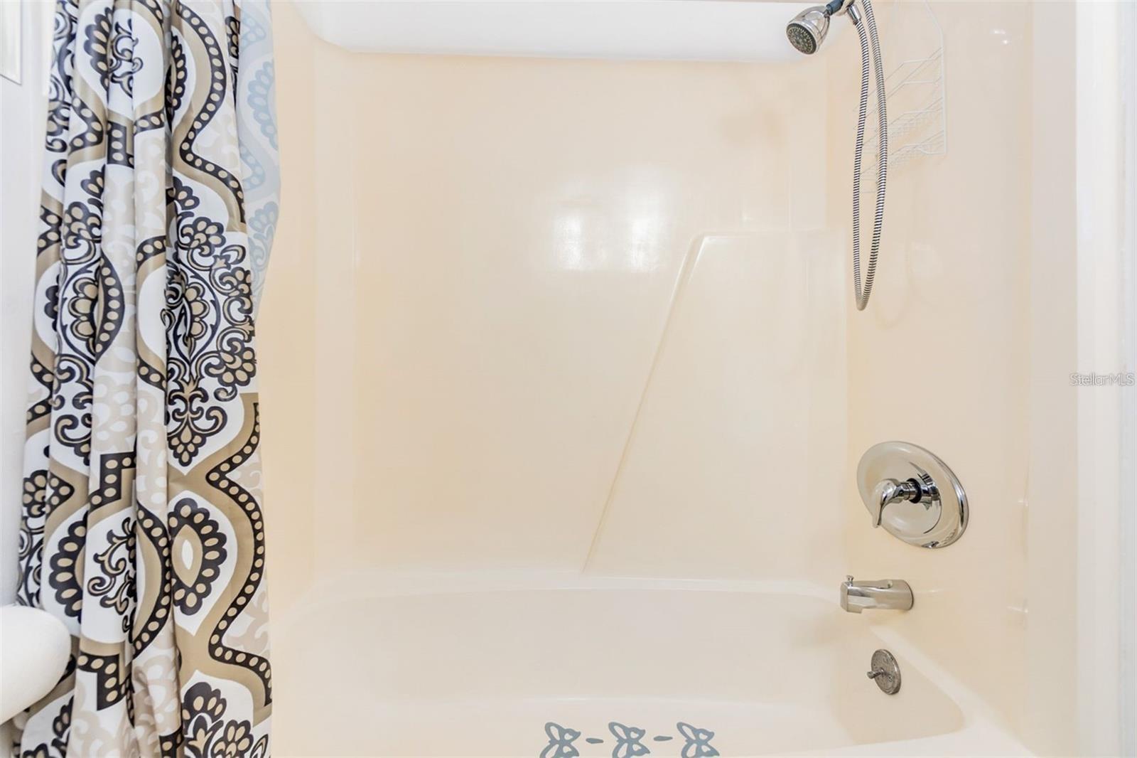 BAY WEST APTS CONDO - Residential Lease