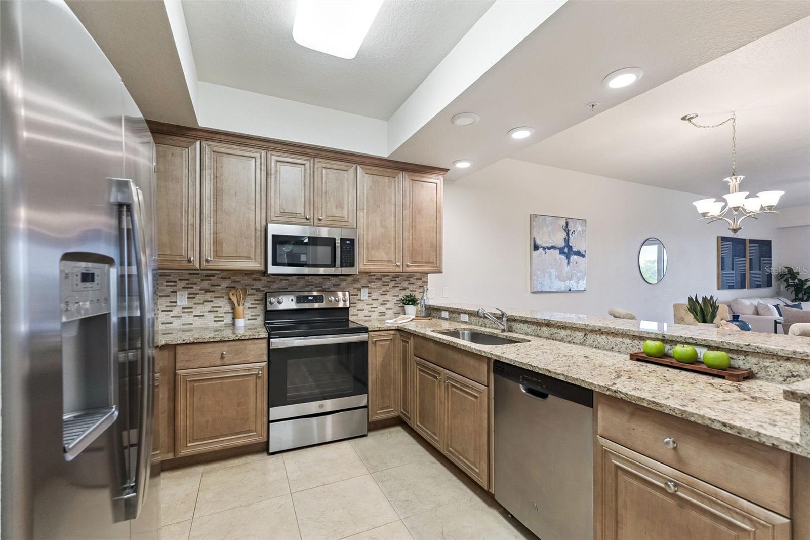 3 RIVERWALK DRIVE 404