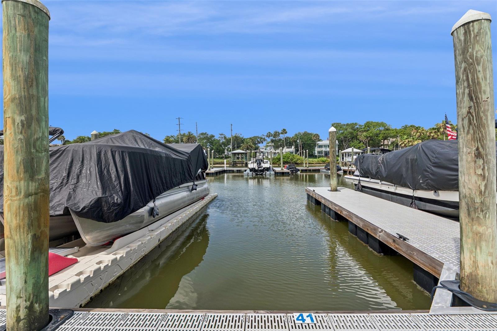3 RIVERWALK DRIVE 404