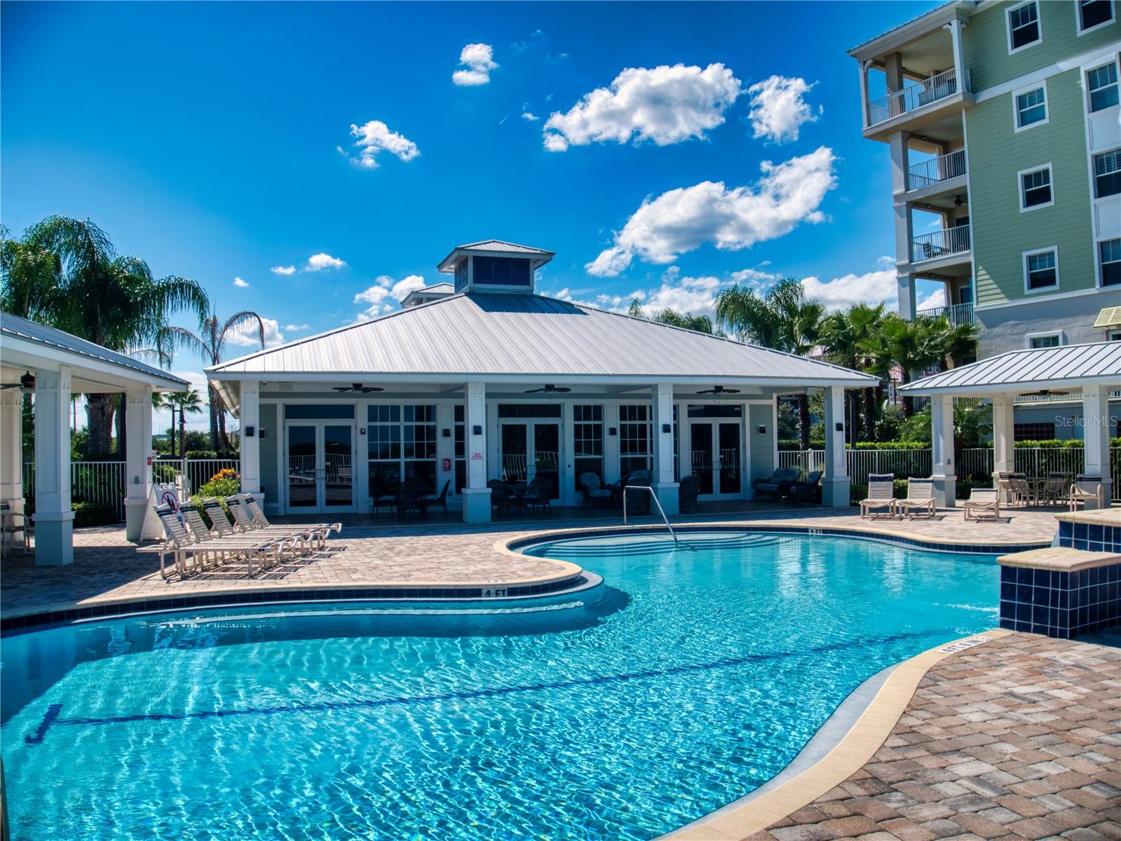 RIVERWALK/CORONADO ISLAND-BLDG - Residential