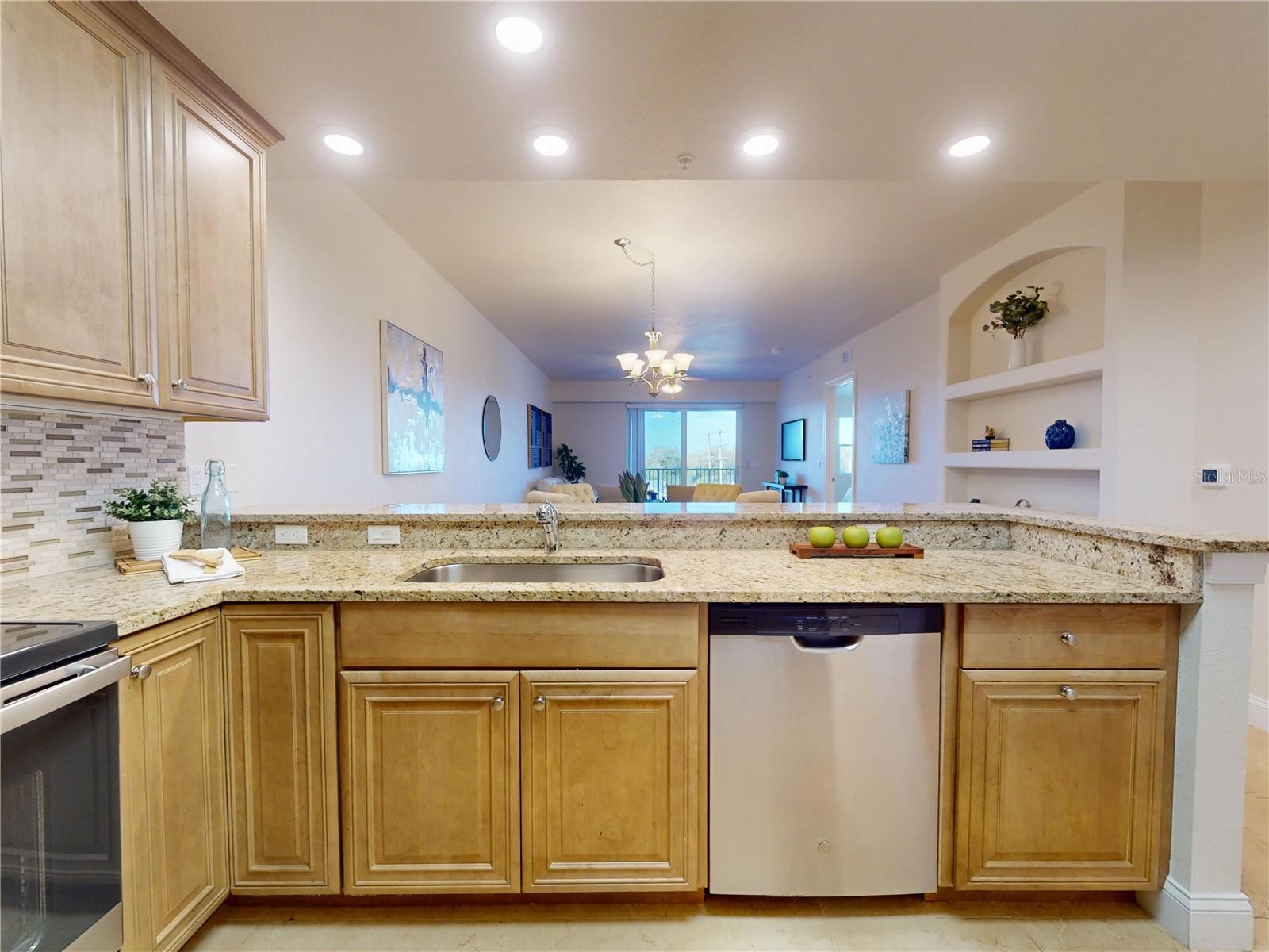 RIVERWALK/CORONADO ISLAND-BLDG - Residential