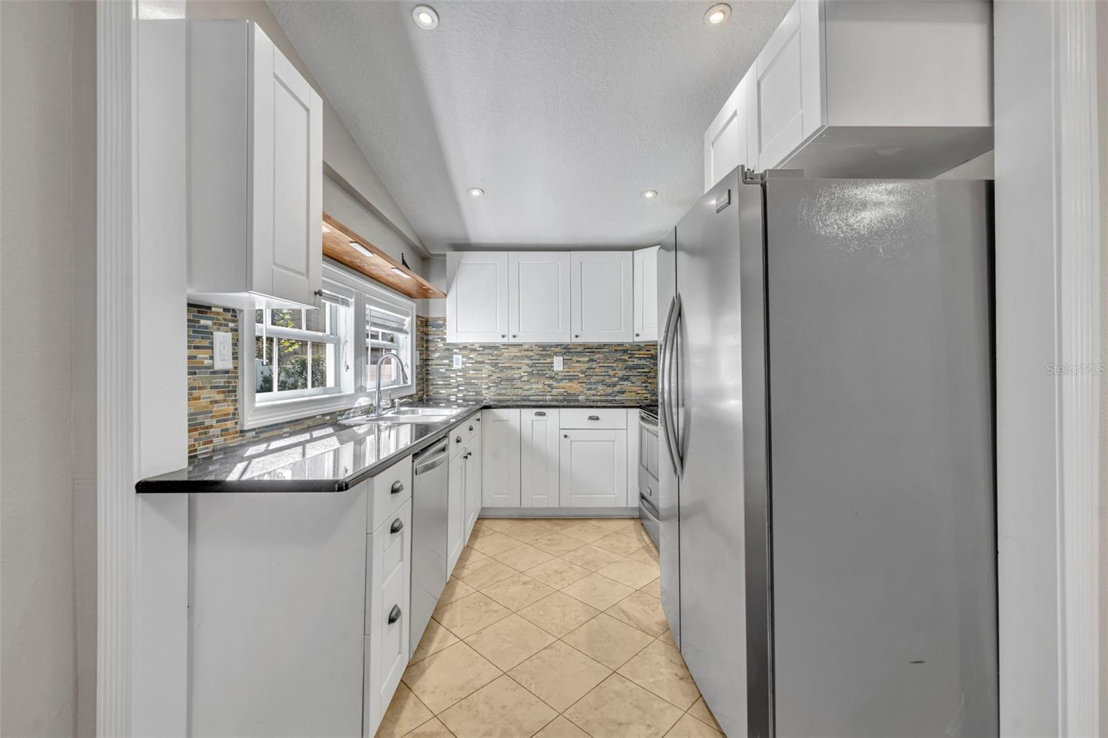 L L PAYNES SUB - Residential Lease