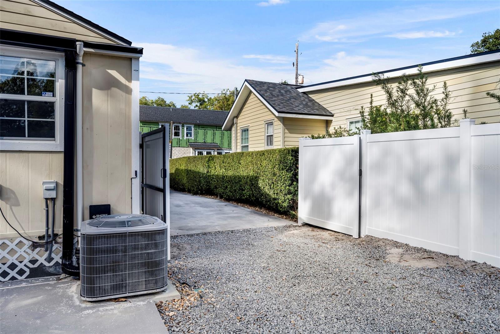 L L PAYNES SUB - Residential Lease