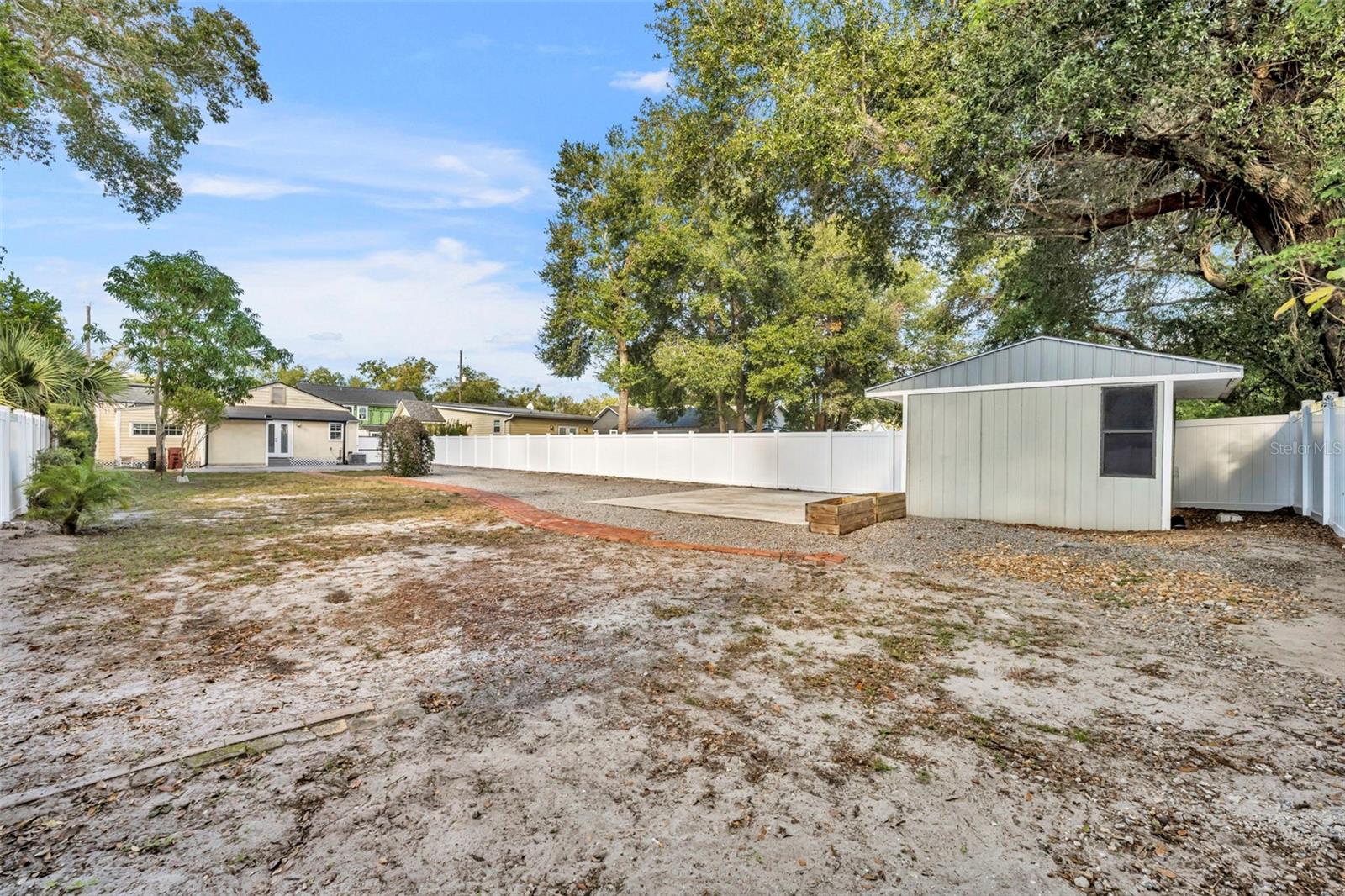 L L PAYNES SUB - Residential Lease