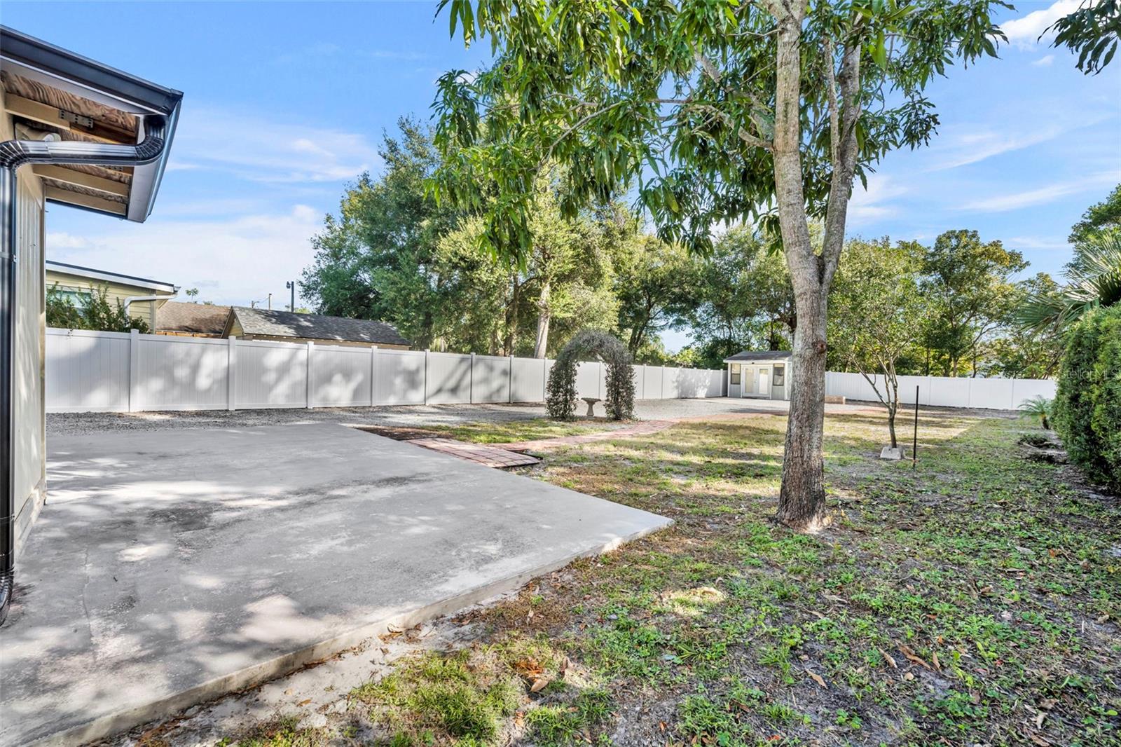 L L PAYNES SUB - Residential Lease