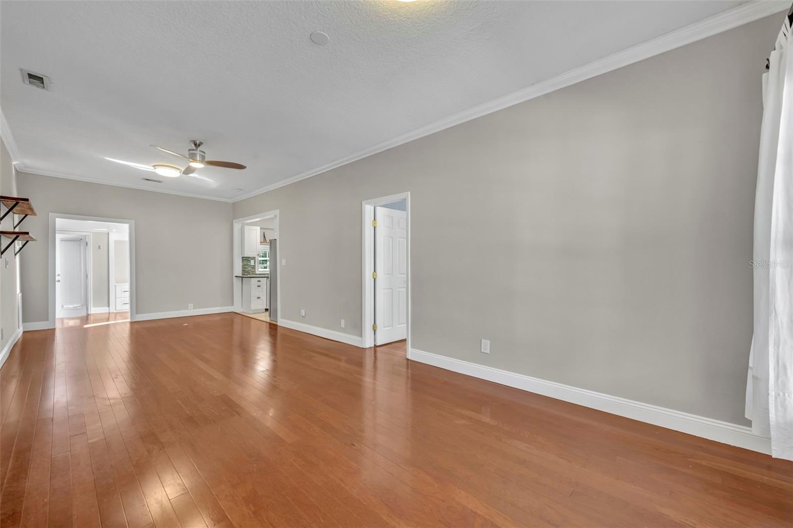 L L PAYNES SUB - Residential Lease