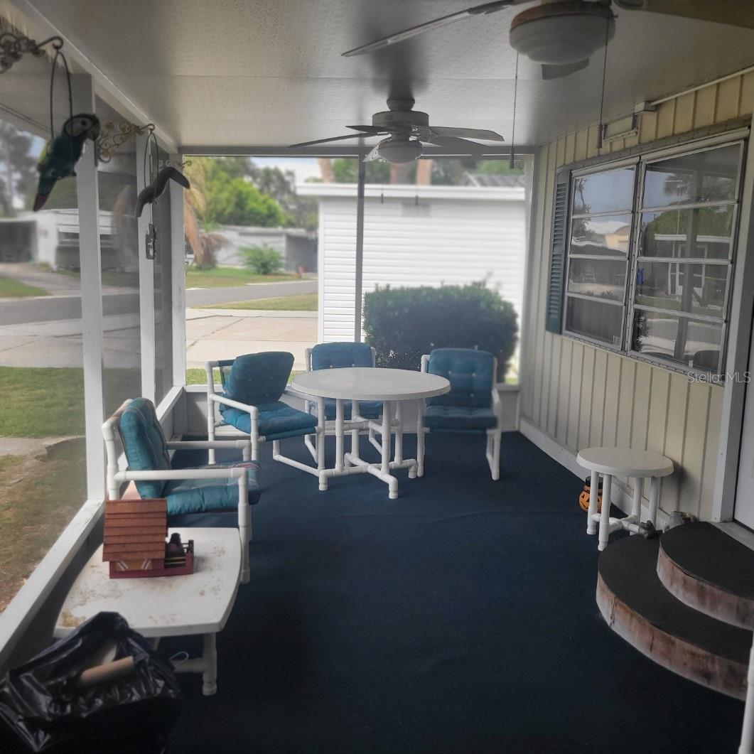 1403 LAKEVIEW DRIVE