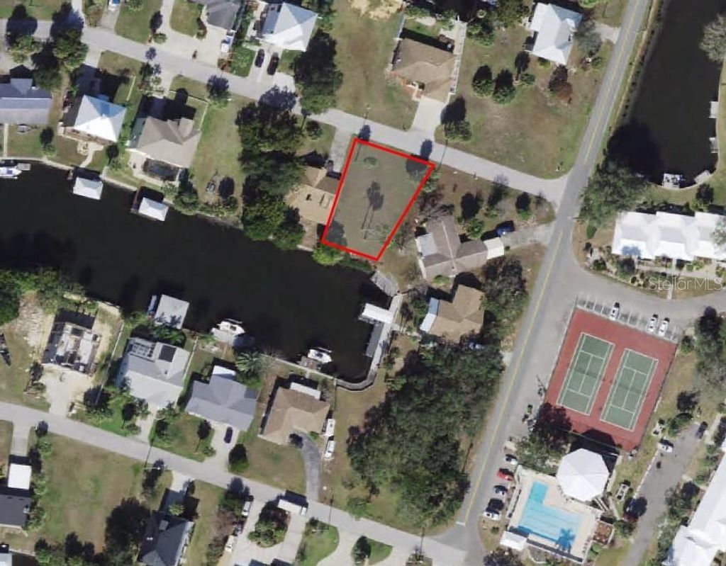 Photo of 11698 W Sunnybrook Court, Crystal River, FL 34429 (MLS # C7526393)