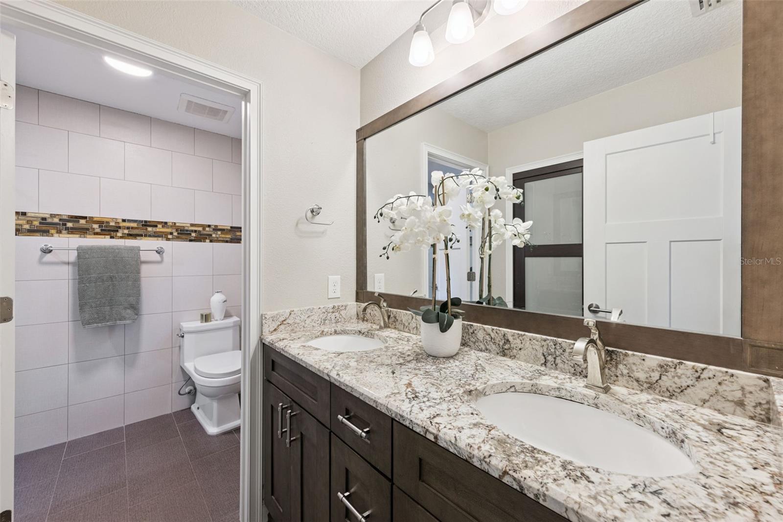 COUNTRY CLUB VILLAGE UNIT 3 - Residential