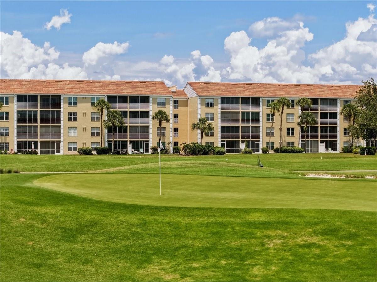EIGHTH FAIRWAY - Residential