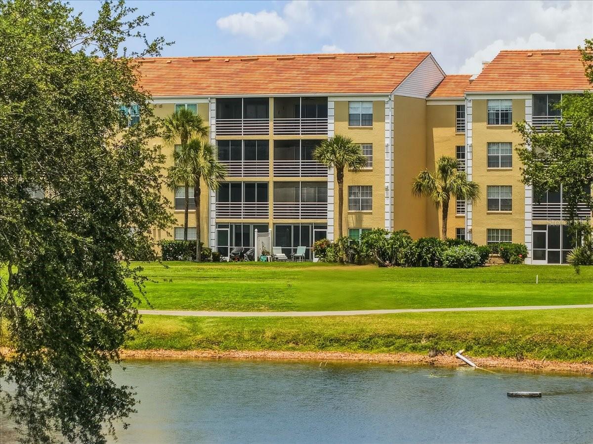 EIGHTH FAIRWAY - Residential