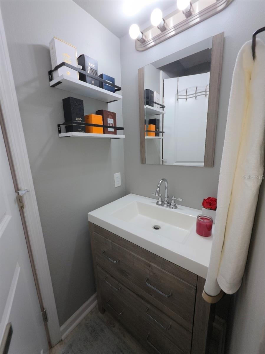 CEDAR HAMMOCK - Residential