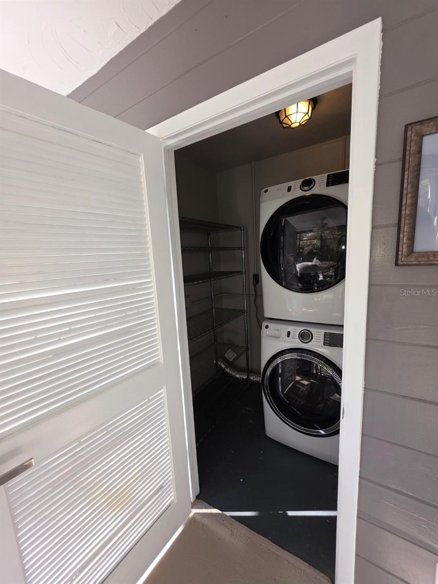 CEDAR HAMMOCK - Residential