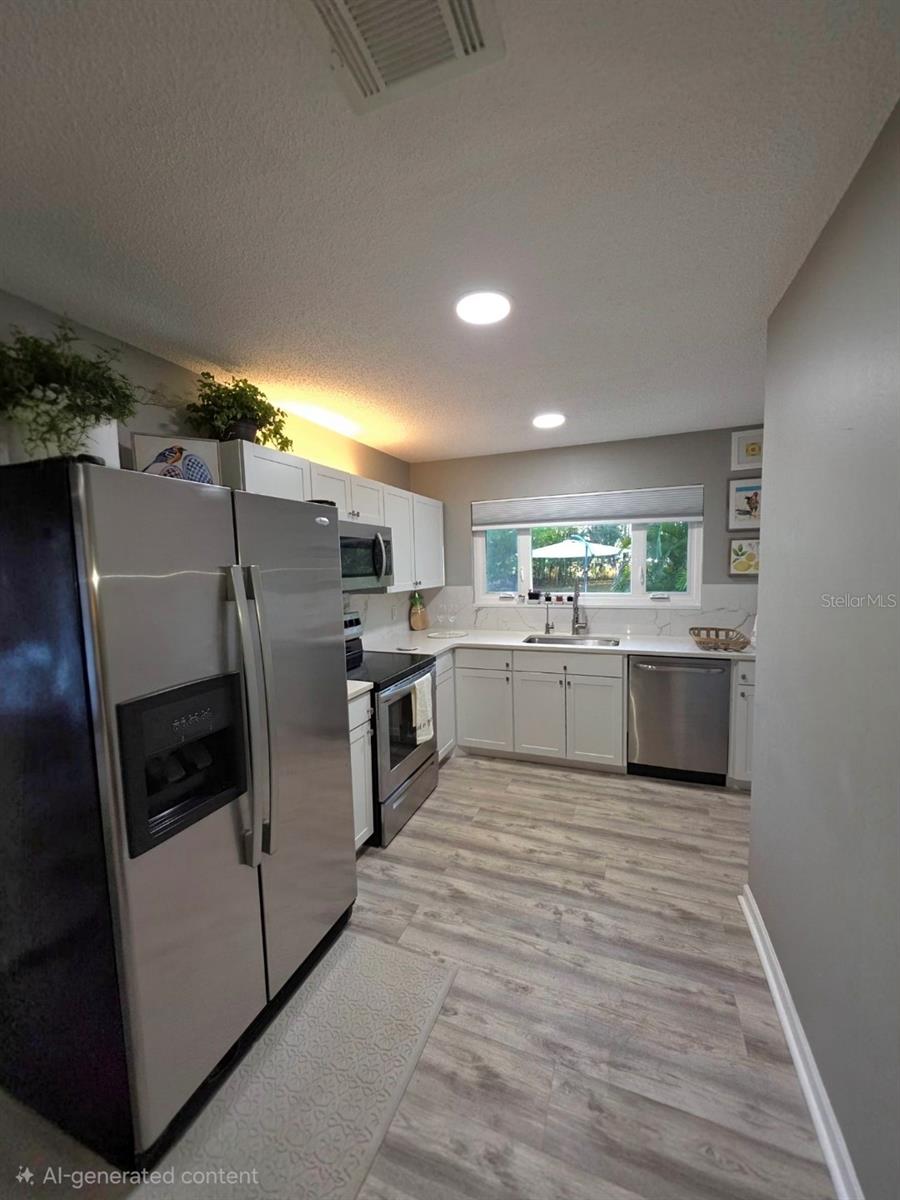 CEDAR HAMMOCK - Residential