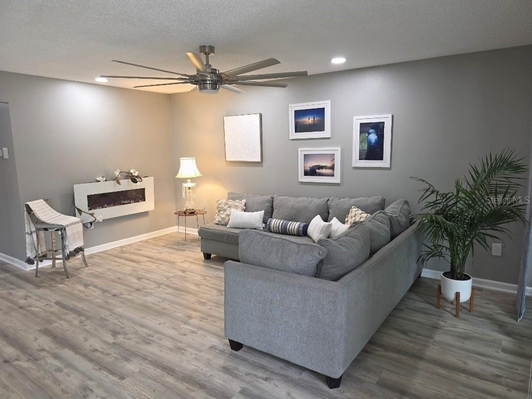 CEDAR HAMMOCK - Residential