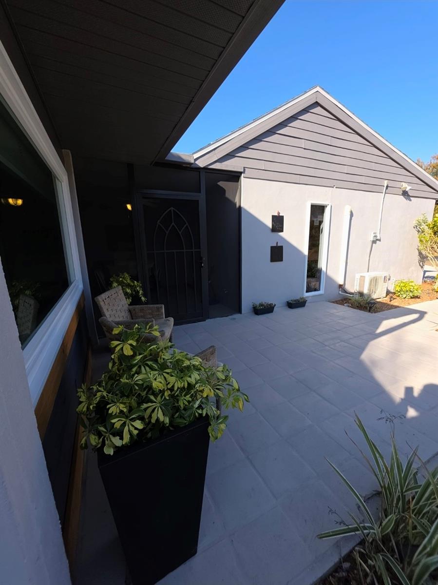 CEDAR HAMMOCK - Residential