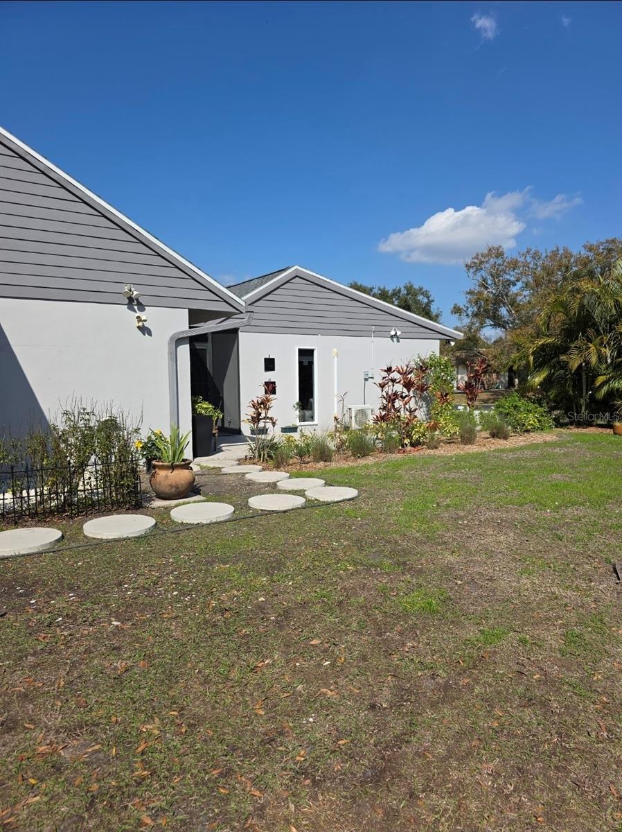 CEDAR HAMMOCK - Residential