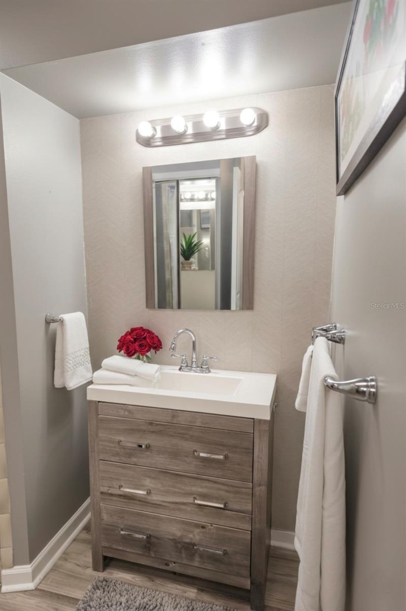 CEDAR HAMMOCK - Residential