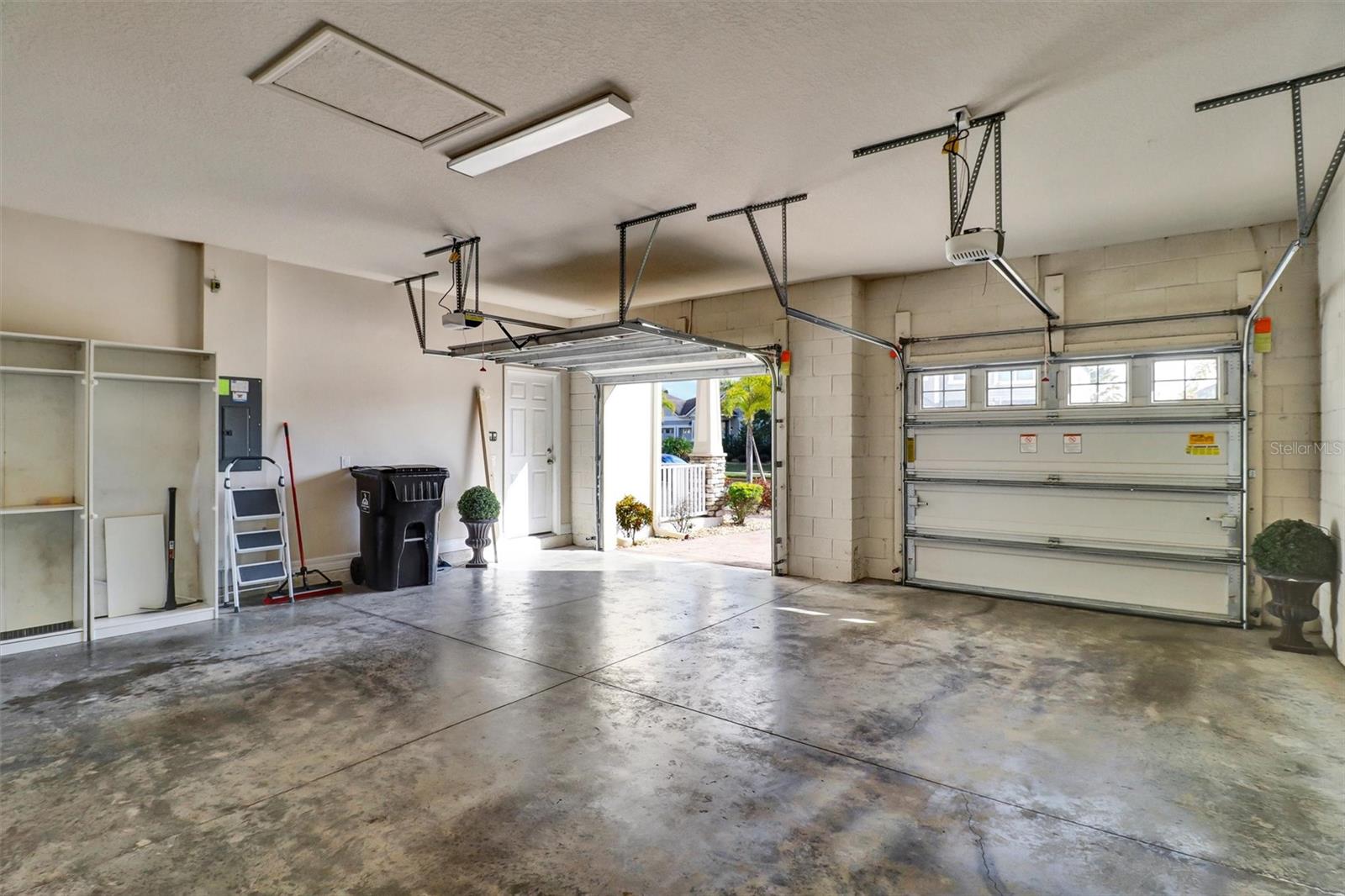 RANDAL PARK - PHASE 5 89/66 LOT 518 - Residential