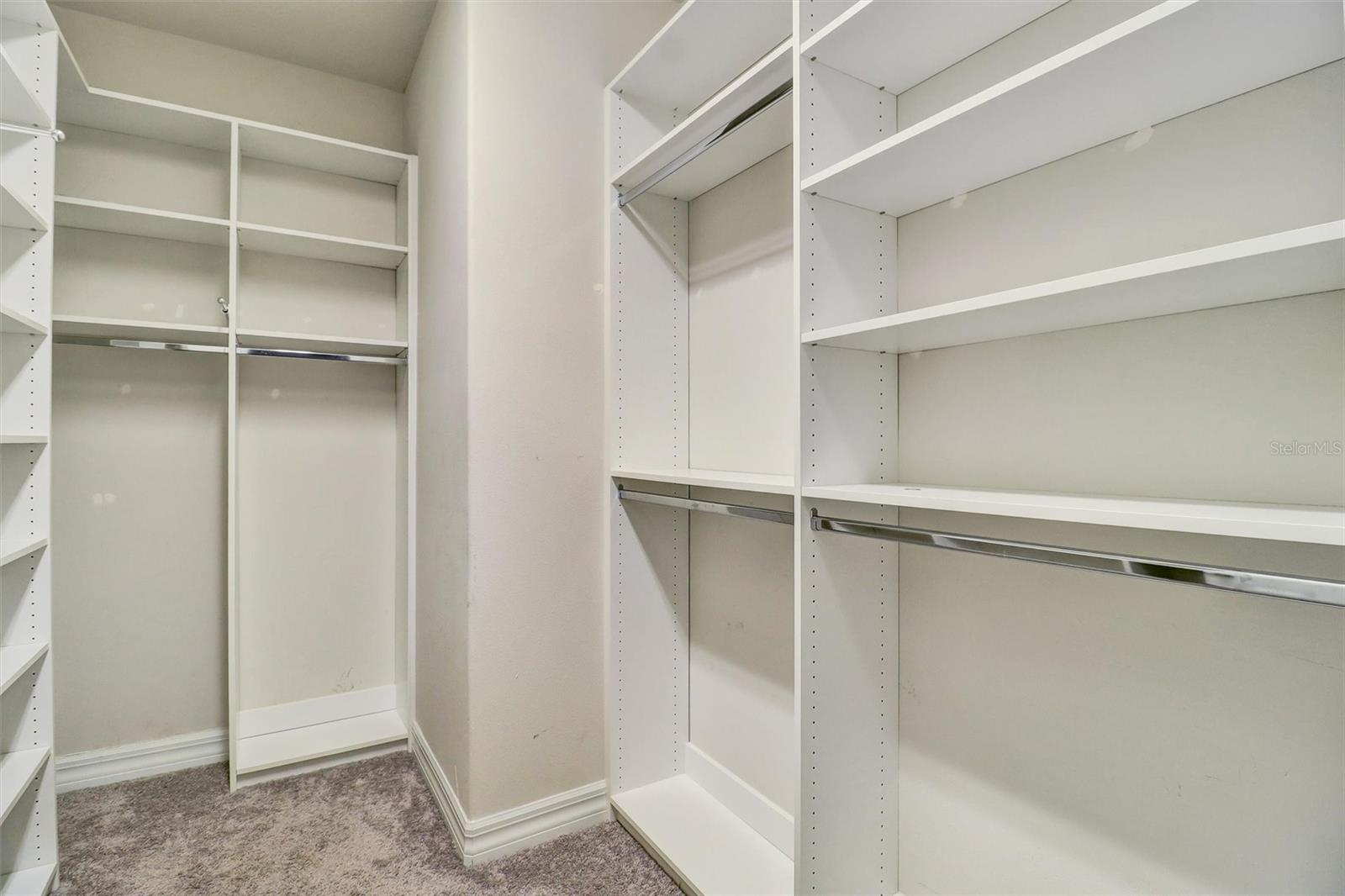 RANDAL PARK - PHASE 5 89/66 LOT 518 - Residential