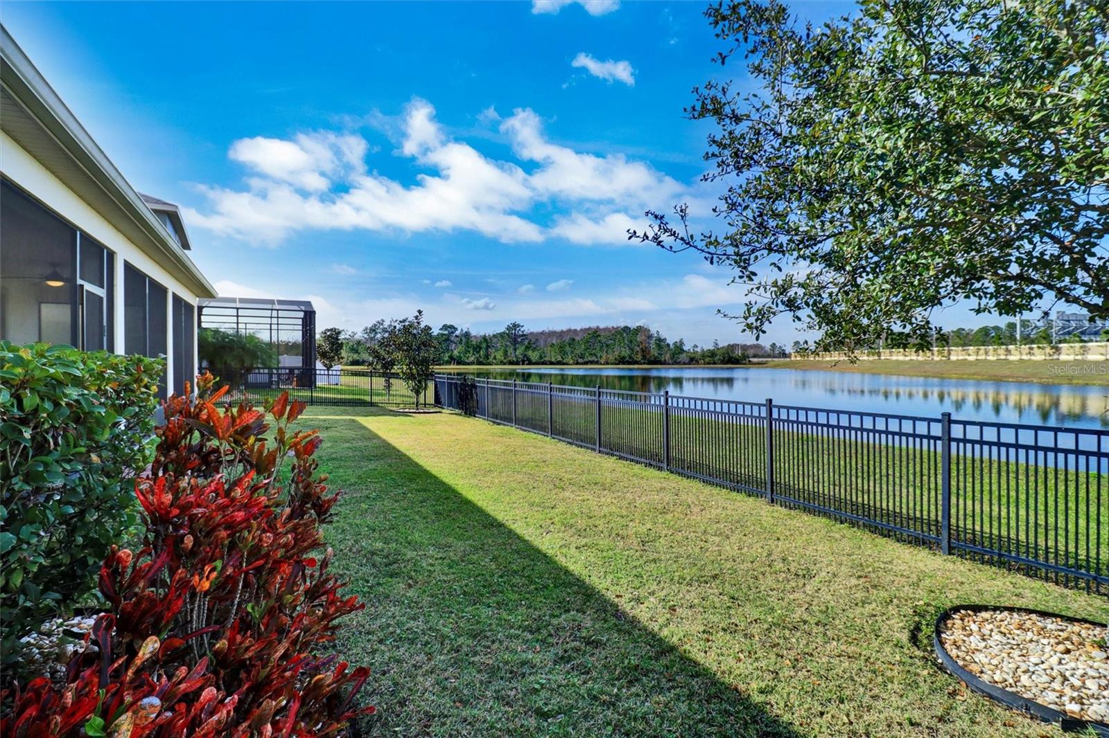 RANDAL PARK - PHASE 5 89/66 LOT 518 - Residential