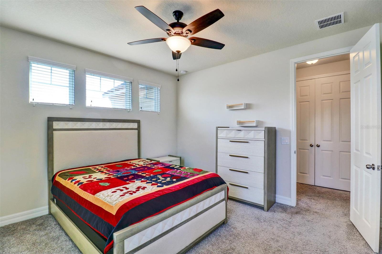 RANDAL PARK - PHASE 5 89/66 LOT 518 - Residential