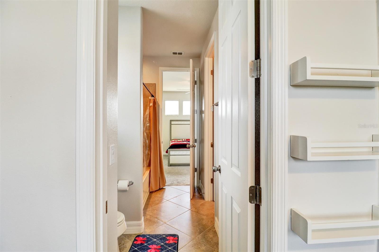 RANDAL PARK - PHASE 5 89/66 LOT 518 - Residential