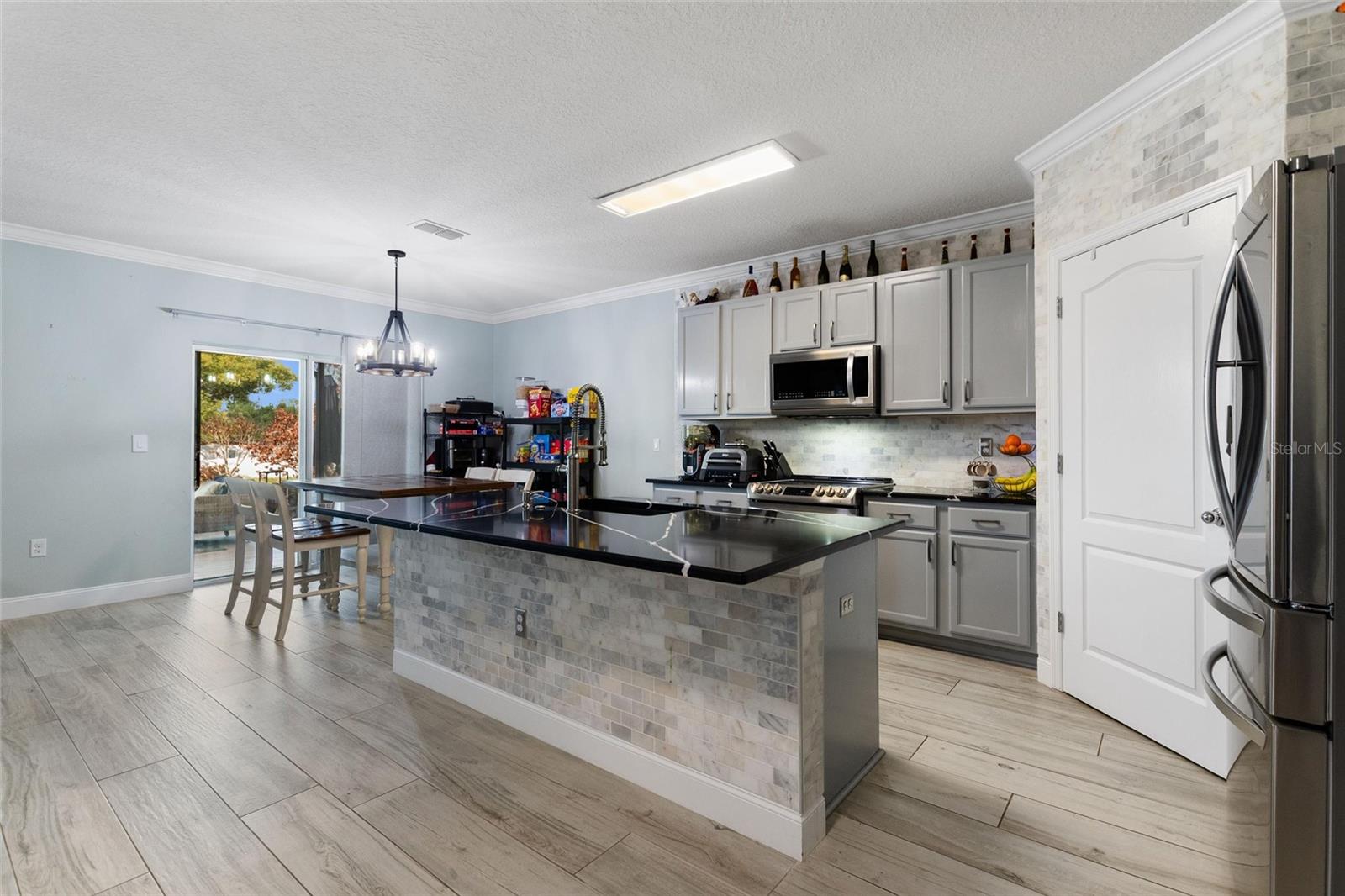 LAKE TRACY ESTATES - Residential