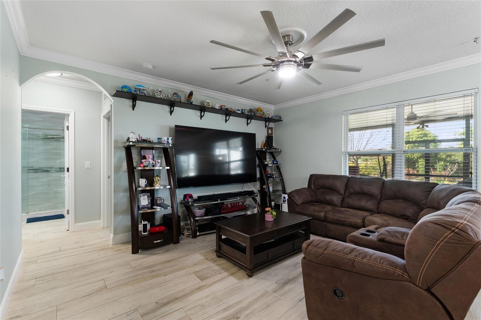 LAKE TRACY ESTATES - Residential