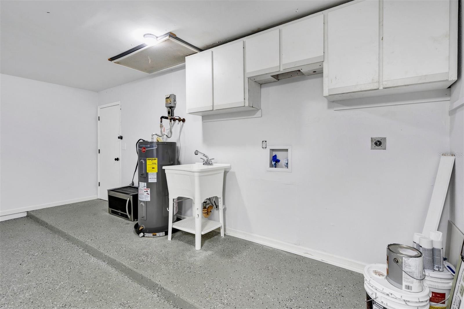 PORT CHARLOTTE SEC 037 - Residential Lease