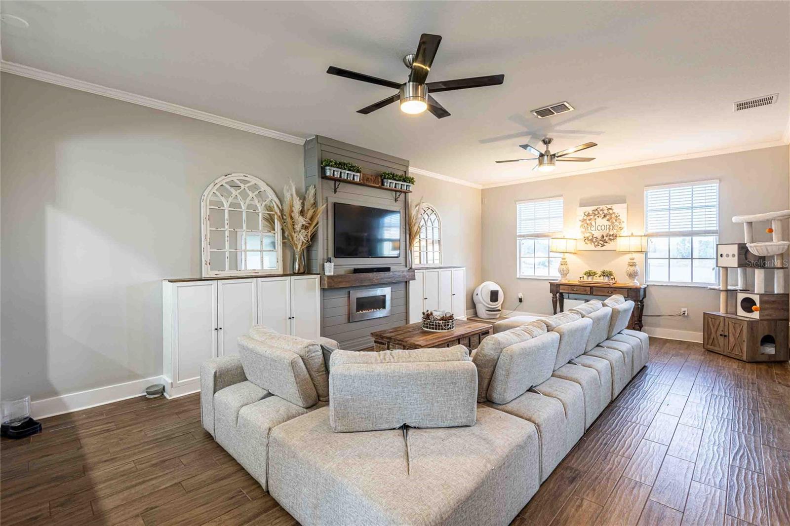 ARBOR GREEN TOWNHOMES REPLAT - Residential