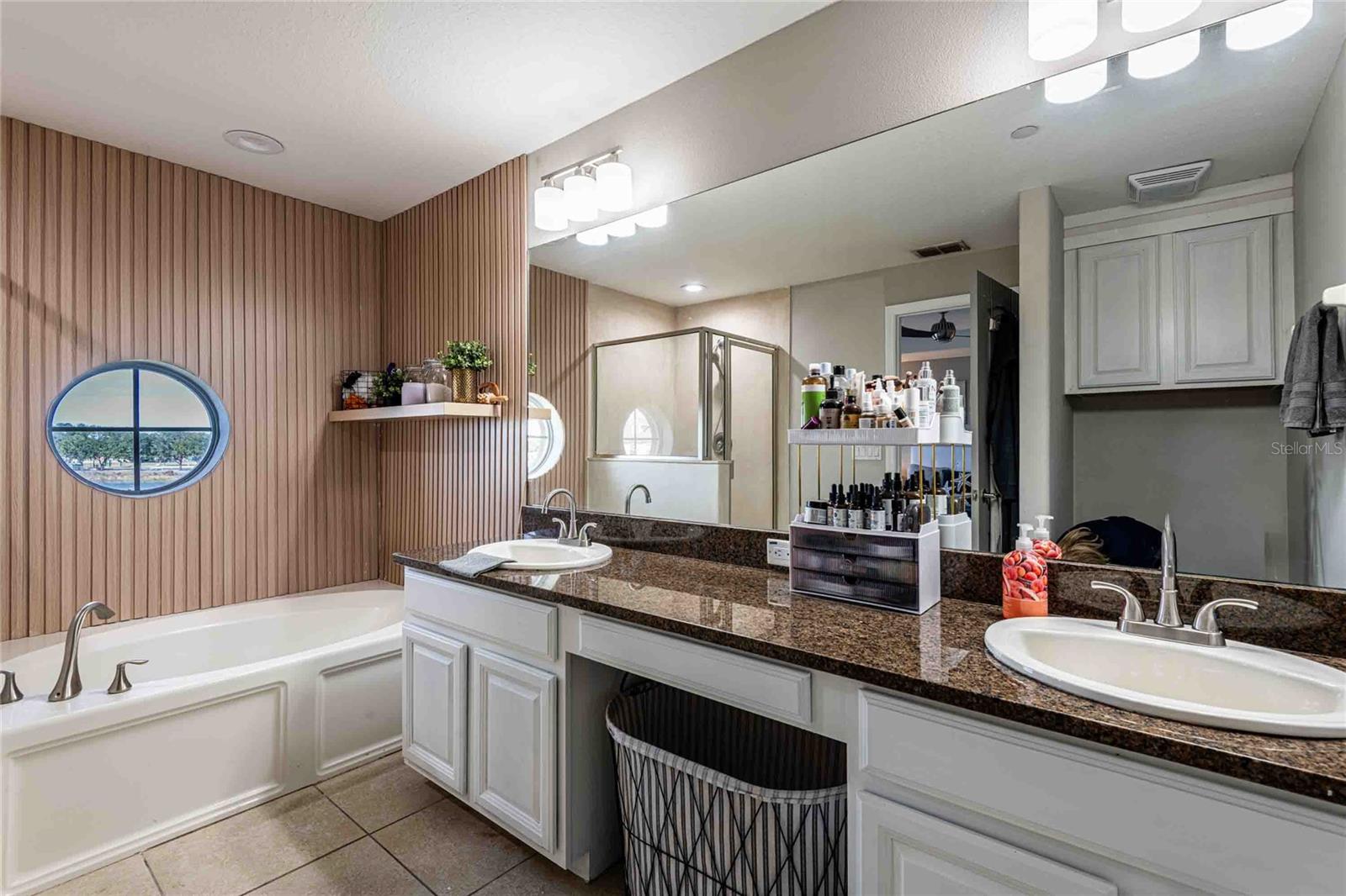 ARBOR GREEN TOWNHOMES REPLAT - Residential