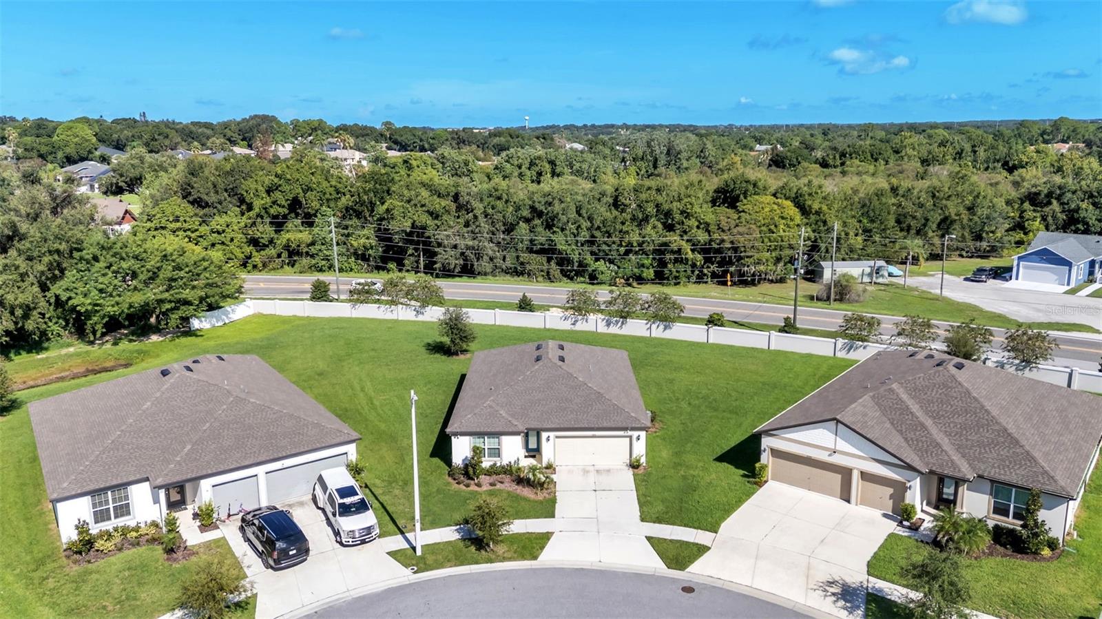 1050 MICHELANGELO LANE