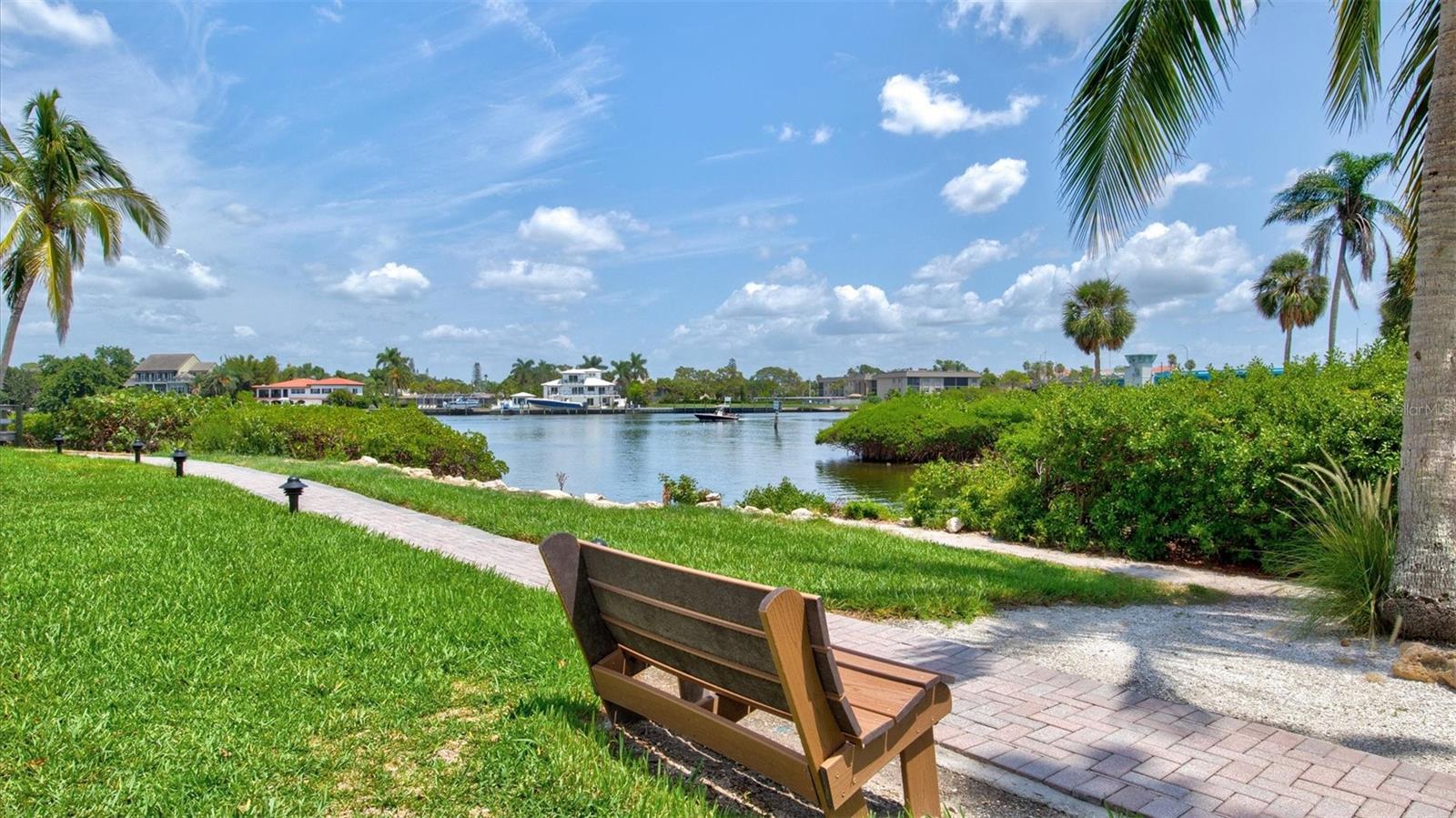MIDNIGHT COVE II - Residential Lease